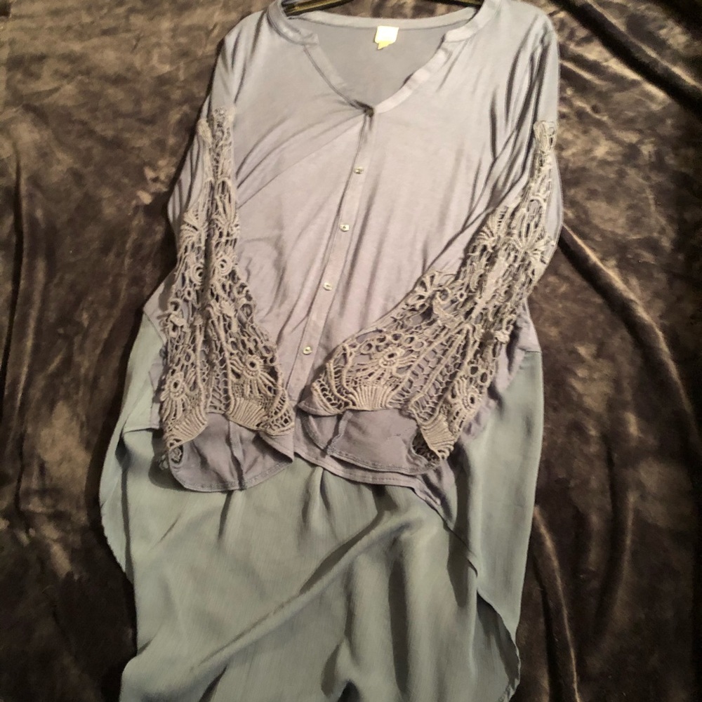Dusty blue top
